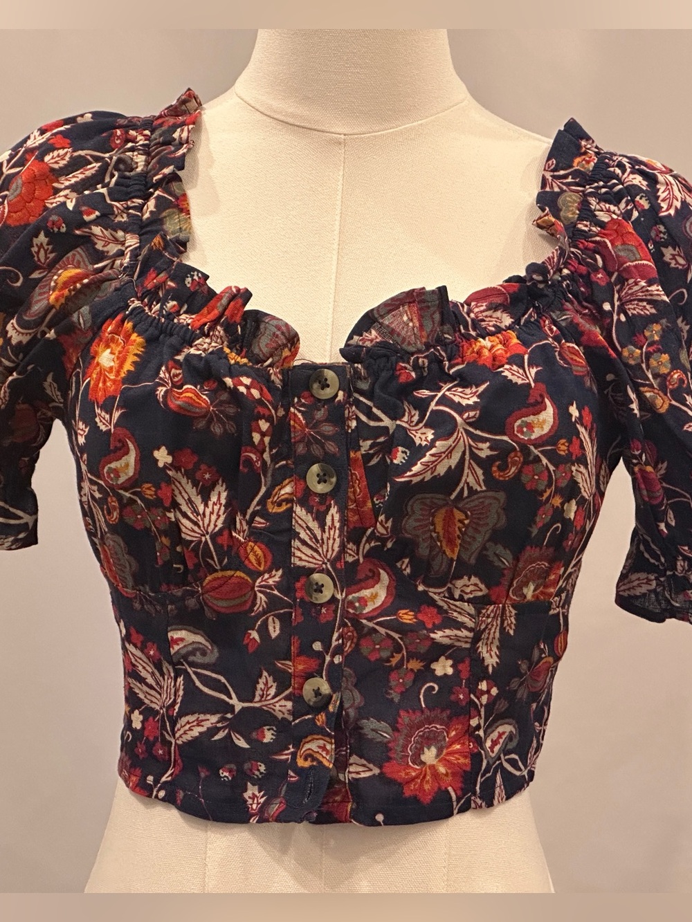 Bombay Paisley Floral Button-Front Crop Top — Navy with Red & Cream Accents